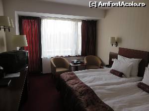 [P04] Camera de hotel » foto by tata123 🔱
 - 
<span class="allrVoted glyphicon glyphicon-heart hidden" id="av579000"></span>
<a class="m-l-10 hidden" id="sv579000" onclick="voting_Foto_DelVot(,579000,17784)" role="button">șterge vot <span class="glyphicon glyphicon-remove"></span></a>
<a id="v9579000" class=" c-red"  onclick="voting_Foto_SetVot(579000)" role="button"><span class="glyphicon glyphicon-heart-empty"></span> <b>LIKE</b> = Votează poza</a> <img class="hidden"  id="f579000W9" src="/imagini/loader.gif" border="0" /><span class="AjErrMes hidden" id="e579000ErM"></span>