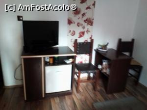 [P09] camera dubla -mobilier interior ,minifrigider si TV plasma » foto by ile57b
 - 
<span class="allrVoted glyphicon glyphicon-heart hidden" id="av1358642"></span>
<a class="m-l-10 hidden" id="sv1358642" onclick="voting_Foto_DelVot(,1358642,17793)" role="button">șterge vot <span class="glyphicon glyphicon-remove"></span></a>
<a id="v91358642" class=" c-red"  onclick="voting_Foto_SetVot(1358642)" role="button"><span class="glyphicon glyphicon-heart-empty"></span> <b>LIKE</b> = Votează poza</a> <img class="hidden"  id="f1358642W9" src="/imagini/loader.gif" border="0" /><span class="AjErrMes hidden" id="e1358642ErM"></span>