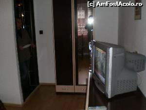 [P10] HOTEL MARASESTIDETALIU CAMERA 106 » foto by ile57b
 - 
<span class="allrVoted glyphicon glyphicon-heart hidden" id="av579788"></span>
<a class="m-l-10 hidden" id="sv579788" onclick="voting_Foto_DelVot(,579788,17793)" role="button">șterge vot <span class="glyphicon glyphicon-remove"></span></a>
<a id="v9579788" class=" c-red"  onclick="voting_Foto_SetVot(579788)" role="button"><span class="glyphicon glyphicon-heart-empty"></span> <b>LIKE</b> = Votează poza</a> <img class="hidden"  id="f579788W9" src="/imagini/loader.gif" border="0" /><span class="AjErrMes hidden" id="e579788ErM"></span>