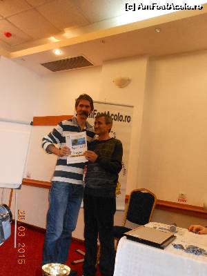 [P12] Întâlnirea AFA 2015 - @Dragos. Omul căruia îi datorez prima mea participare la o întâlnire AFA. Mulţumesc Dragoş!  » foto by iulianic
 - 
<span class="allrVoted glyphicon glyphicon-heart hidden" id="av605840"></span>
<a class="m-l-10 hidden" id="sv605840" onclick="voting_Foto_DelVot(,605840,17815)" role="button">șterge vot <span class="glyphicon glyphicon-remove"></span></a>
<a id="v9605840" class=" c-red"  onclick="voting_Foto_SetVot(605840)" role="button"><span class="glyphicon glyphicon-heart-empty"></span> <b>LIKE</b> = Votează poza</a> <img class="hidden"  id="f605840W9" src="/imagini/loader.gif" border="0" /><span class="AjErrMes hidden" id="e605840ErM"></span>