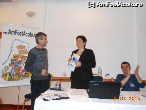 [P15] Întâlnirea AFA 2015 - @krondia, ca întotdeauna, implicată şi în organizare.  » foto by iulianic
 - 
<span class="allrVoted glyphicon glyphicon-heart hidden" id="av605843"></span>
<a class="m-l-10 hidden" id="sv605843" onclick="voting_Foto_DelVot(,605843,17815)" role="button">șterge vot <span class="glyphicon glyphicon-remove"></span></a>
<a id="v9605843" class=" c-red"  onclick="voting_Foto_SetVot(605843)" role="button"><span class="glyphicon glyphicon-heart-empty"></span> <b>LIKE</b> = Votează poza</a> <img class="hidden"  id="f605843W9" src="/imagini/loader.gif" border="0" /><span class="AjErrMes hidden" id="e605843ErM"></span>
