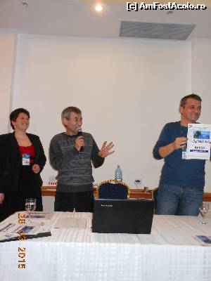 [P19] Întâlnirea AFA 2015 - @Andox, ochiul vigilent al organizatorului. Mulţumesc pentru paharul cu vin fiert de la focul de tabără!  » foto by iulianic
 - 
<span class="allrVoted glyphicon glyphicon-heart hidden" id="av605847"></span>
<a class="m-l-10 hidden" id="sv605847" onclick="voting_Foto_DelVot(,605847,17815)" role="button">șterge vot <span class="glyphicon glyphicon-remove"></span></a>
<a id="v9605847" class=" c-red"  onclick="voting_Foto_SetVot(605847)" role="button"><span class="glyphicon glyphicon-heart-empty"></span> <b>LIKE</b> = Votează poza</a> <img class="hidden"  id="f605847W9" src="/imagini/loader.gif" border="0" /><span class="AjErrMes hidden" id="e605847ErM"></span>