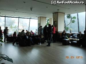 [P24] Întâlnirea AFA 2015 - În lobby, când afară plouă, plouă...  » foto by iulianic
 - 
<span class="allrVoted glyphicon glyphicon-heart hidden" id="av605856"></span>
<a class="m-l-10 hidden" id="sv605856" onclick="voting_Foto_DelVot(,605856,17815)" role="button">șterge vot <span class="glyphicon glyphicon-remove"></span></a>
<a id="v9605856" class=" c-red"  onclick="voting_Foto_SetVot(605856)" role="button"><span class="glyphicon glyphicon-heart-empty"></span> <b>LIKE</b> = Votează poza</a> <img class="hidden"  id="f605856W9" src="/imagini/loader.gif" border="0" /><span class="AjErrMes hidden" id="e605856ErM"></span>