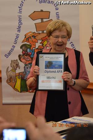 [P11] Mama Michi, premiantă cu coroniţă!  » foto by crismis
 - 
<span class="allrVoted glyphicon glyphicon-heart hidden" id="av605956"></span>
<a class="m-l-10 hidden" id="sv605956" onclick="voting_Foto_DelVot(,605956,17815)" role="button">șterge vot <span class="glyphicon glyphicon-remove"></span></a>
<a id="v9605956" class=" c-red"  onclick="voting_Foto_SetVot(605956)" role="button"><span class="glyphicon glyphicon-heart-empty"></span> <b>LIKE</b> = Votează poza</a> <img class="hidden"  id="f605956W9" src="/imagini/loader.gif" border="0" /><span class="AjErrMes hidden" id="e605956ErM"></span>