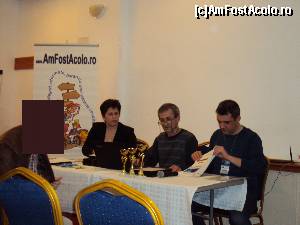 [P05] 5. Juriul face ultimele deliberări pentru acordarea premiilor.  » foto by msnd
 - 
<span class="allrVoted glyphicon glyphicon-heart hidden" id="av606533"></span>
<a class="m-l-10 hidden" id="sv606533" onclick="voting_Foto_DelVot(,606533,17815)" role="button">șterge vot <span class="glyphicon glyphicon-remove"></span></a>
<a id="v9606533" class=" c-red"  onclick="voting_Foto_SetVot(606533)" role="button"><span class="glyphicon glyphicon-heart-empty"></span> <b>LIKE</b> = Votează poza</a> <img class="hidden"  id="f606533W9" src="/imagini/loader.gif" border="0" /><span class="AjErrMes hidden" id="e606533ErM"></span>