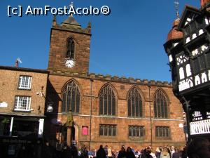 [P26] Chester Cross, in fata fiind fosta biserica Sf. Petru » foto by Radu Tudoran
 - 
<span class="allrVoted glyphicon glyphicon-heart hidden" id="av868827"></span>
<a class="m-l-10 hidden" id="sv868827" onclick="voting_Foto_DelVot(,868827,17820)" role="button">șterge vot <span class="glyphicon glyphicon-remove"></span></a>
<a id="v9868827" class=" c-red"  onclick="voting_Foto_SetVot(868827)" role="button"><span class="glyphicon glyphicon-heart-empty"></span> <b>LIKE</b> = Votează poza</a> <img class="hidden"  id="f868827W9" src="/imagini/loader.gif" border="0" /><span class="AjErrMes hidden" id="e868827ErM"></span>