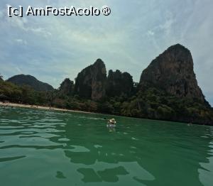 [P28] Railay West » foto by elenaadina
 - 
<span class="allrVoted glyphicon glyphicon-heart hidden" id="av1421005"></span>
<a class="m-l-10 hidden" id="sv1421005" onclick="voting_Foto_DelVot(,1421005,17822)" role="button">șterge vot <span class="glyphicon glyphicon-remove"></span></a>
<a id="v91421005" class=" c-red"  onclick="voting_Foto_SetVot(1421005)" role="button"><span class="glyphicon glyphicon-heart-empty"></span> <b>LIKE</b> = Votează poza</a> <img class="hidden"  id="f1421005W9" src="/imagini/loader.gif" border="0" /><span class="AjErrMes hidden" id="e1421005ErM"></span>