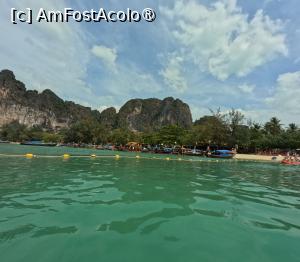 [P29] Railay West » foto by elenaadina
 - 
<span class="allrVoted glyphicon glyphicon-heart hidden" id="av1421006"></span>
<a class="m-l-10 hidden" id="sv1421006" onclick="voting_Foto_DelVot(,1421006,17822)" role="button">șterge vot <span class="glyphicon glyphicon-remove"></span></a>
<a id="v91421006" class=" c-red"  onclick="voting_Foto_SetVot(1421006)" role="button"><span class="glyphicon glyphicon-heart-empty"></span> <b>LIKE</b> = Votează poza</a> <img class="hidden"  id="f1421006W9" src="/imagini/loader.gif" border="0" /><span class="AjErrMes hidden" id="e1421006ErM"></span>