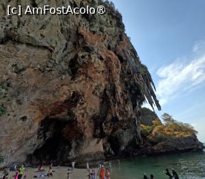 [P03] Phra Nang,Railay Bay » foto by elenaadina
 - 
<span class="allrVoted glyphicon glyphicon-heart hidden" id="av1420980"></span>
<a class="m-l-10 hidden" id="sv1420980" onclick="voting_Foto_DelVot(,1420980,17822)" role="button">șterge vot <span class="glyphicon glyphicon-remove"></span></a>
<a id="v91420980" class=" c-red"  onclick="voting_Foto_SetVot(1420980)" role="button"><span class="glyphicon glyphicon-heart-empty"></span> <b>LIKE</b> = Votează poza</a> <img class="hidden"  id="f1420980W9" src="/imagini/loader.gif" border="0" /><span class="AjErrMes hidden" id="e1420980ErM"></span>