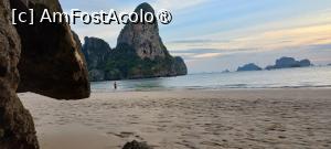 [P45] Railay West » foto by elenaadina
 - 
<span class="allrVoted glyphicon glyphicon-heart hidden" id="av1421022"></span>
<a class="m-l-10 hidden" id="sv1421022" onclick="voting_Foto_DelVot(,1421022,17822)" role="button">șterge vot <span class="glyphicon glyphicon-remove"></span></a>
<a id="v91421022" class=" c-red"  onclick="voting_Foto_SetVot(1421022)" role="button"><span class="glyphicon glyphicon-heart-empty"></span> <b>LIKE</b> = Votează poza</a> <img class="hidden"  id="f1421022W9" src="/imagini/loader.gif" border="0" /><span class="AjErrMes hidden" id="e1421022ErM"></span>