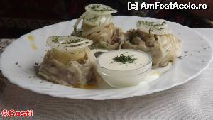 [P26] Haloma, un fel de lasagna, cu carne de vită fiartă.  » foto by Costi
 - 
<span class="allrVoted glyphicon glyphicon-heart hidden" id="av582202"></span>
<a class="m-l-10 hidden" id="sv582202" onclick="voting_Foto_DelVot(,582202,17832)" role="button">șterge vot <span class="glyphicon glyphicon-remove"></span></a>
<a id="v9582202" class=" c-red"  onclick="voting_Foto_SetVot(582202)" role="button"><span class="glyphicon glyphicon-heart-empty"></span> <b>LIKE</b> = Votează poza</a> <img class="hidden"  id="f582202W9" src="/imagini/loader.gif" border="0" /><span class="AjErrMes hidden" id="e582202ErM"></span>