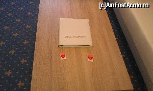 [P07] Atlasul geografic pe care l-am găsit pensiunii Sonnleiten-Rupert din Bag Griesbach, landul Bavaria, Germania.  » foto by traian.leuca †
 - 
<span class="allrVoted glyphicon glyphicon-heart hidden" id="av582598"></span>
<a class="m-l-10 hidden" id="sv582598" onclick="voting_Foto_DelVot(,582598,17833)" role="button">șterge vot <span class="glyphicon glyphicon-remove"></span></a>
<a id="v9582598" class=" c-red"  onclick="voting_Foto_SetVot(582598)" role="button"><span class="glyphicon glyphicon-heart-empty"></span> <b>LIKE</b> = Votează poza</a> <img class="hidden"  id="f582598W9" src="/imagini/loader.gif" border="0" /><span class="AjErrMes hidden" id="e582598ErM"></span>