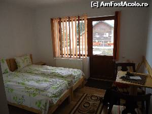[P08] din living se iese în terasă » foto by marocanu21
 - 
<span class="allrVoted glyphicon glyphicon-heart hidden" id="av582918"></span>
<a class="m-l-10 hidden" id="sv582918" onclick="voting_Foto_DelVot(,582918,17837)" role="button">șterge vot <span class="glyphicon glyphicon-remove"></span></a>
<a id="v9582918" class=" c-red"  onclick="voting_Foto_SetVot(582918)" role="button"><span class="glyphicon glyphicon-heart-empty"></span> <b>LIKE</b> = Votează poza</a> <img class="hidden"  id="f582918W9" src="/imagini/loader.gif" border="0" /><span class="AjErrMes hidden" id="e582918ErM"></span>