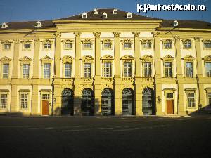 [P09] Palatul Liechtenstein » foto by didona_stelea
 - 
<span class="allrVoted glyphicon glyphicon-heart hidden" id="av584007"></span>
<a class="m-l-10 hidden" id="sv584007" onclick="voting_Foto_DelVot(,584007,17856)" role="button">șterge vot <span class="glyphicon glyphicon-remove"></span></a>
<a id="v9584007" class=" c-red"  onclick="voting_Foto_SetVot(584007)" role="button"><span class="glyphicon glyphicon-heart-empty"></span> <b>LIKE</b> = Votează poza</a> <img class="hidden"  id="f584007W9" src="/imagini/loader.gif" border="0" /><span class="AjErrMes hidden" id="e584007ErM"></span>