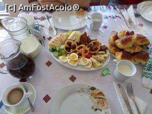 [P12] Micul dejun la pensiunea Maria Boroica.  » foto by Safta Radu
 - 
<span class="allrVoted glyphicon glyphicon-heart hidden" id="av1096152"></span>
<a class="m-l-10 hidden" id="sv1096152" onclick="voting_Foto_DelVot(,1096152,17858)" role="button">șterge vot <span class="glyphicon glyphicon-remove"></span></a>
<a id="v91096152" class=" c-red"  onclick="voting_Foto_SetVot(1096152)" role="button"><span class="glyphicon glyphicon-heart-empty"></span> <b>LIKE</b> = Votează poza</a> <img class="hidden"  id="f1096152W9" src="/imagini/loader.gif" border="0" /><span class="AjErrMes hidden" id="e1096152ErM"></span>