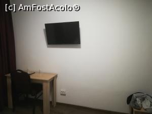 [P04] Hotel Otopeni - corpul nou, cameră parter » foto by Cris
 - 
<span class="allrVoted glyphicon glyphicon-heart hidden" id="av981969"></span>
<a class="m-l-10 hidden" id="sv981969" onclick="voting_Foto_DelVot(,981969,17869)" role="button">șterge vot <span class="glyphicon glyphicon-remove"></span></a>
<a id="v9981969" class=" c-red"  onclick="voting_Foto_SetVot(981969)" role="button"><span class="glyphicon glyphicon-heart-empty"></span> <b>LIKE</b> = Votează poza</a> <img class="hidden"  id="f981969W9" src="/imagini/loader.gif" border="0" /><span class="AjErrMes hidden" id="e981969ErM"></span>