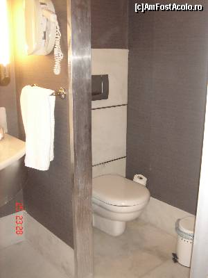 [P21] Rixos Hotel, Konya; o parte a baii » foto by crismis
 - 
<span class="allrVoted glyphicon glyphicon-heart hidden" id="av586029"></span>
<a class="m-l-10 hidden" id="sv586029" onclick="voting_Foto_DelVot(,586029,17901)" role="button">șterge vot <span class="glyphicon glyphicon-remove"></span></a>
<a id="v9586029" class=" c-red"  onclick="voting_Foto_SetVot(586029)" role="button"><span class="glyphicon glyphicon-heart-empty"></span> <b>LIKE</b> = Votează poza</a> <img class="hidden"  id="f586029W9" src="/imagini/loader.gif" border="0" /><span class="AjErrMes hidden" id="e586029ErM"></span>