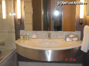 [P22] Rixos Hotel, Konya; alta parte a baii » foto by crismis
 - 
<span class="allrVoted glyphicon glyphicon-heart hidden" id="av586030"></span>
<a class="m-l-10 hidden" id="sv586030" onclick="voting_Foto_DelVot(,586030,17901)" role="button">șterge vot <span class="glyphicon glyphicon-remove"></span></a>
<a id="v9586030" class=" c-red"  onclick="voting_Foto_SetVot(586030)" role="button"><span class="glyphicon glyphicon-heart-empty"></span> <b>LIKE</b> = Votează poza</a> <img class="hidden"  id="f586030W9" src="/imagini/loader.gif" border="0" /><span class="AjErrMes hidden" id="e586030ErM"></span>