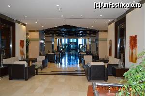 [P08] Rixos Hotel, Konya, lobby » foto by crismis
 - 
<span class="allrVoted glyphicon glyphicon-heart hidden" id="av586014"></span>
<a class="m-l-10 hidden" id="sv586014" onclick="voting_Foto_DelVot(,586014,17901)" role="button">șterge vot <span class="glyphicon glyphicon-remove"></span></a>
<a id="v9586014" class=" c-red"  onclick="voting_Foto_SetVot(586014)" role="button"><span class="glyphicon glyphicon-heart-empty"></span> <b>LIKE</b> = Votează poza</a> <img class="hidden"  id="f586014W9" src="/imagini/loader.gif" border="0" /><span class="AjErrMes hidden" id="e586014ErM"></span>
