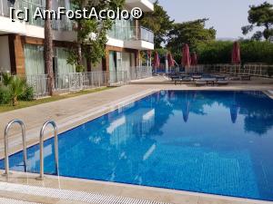 [P38] ORKA din pădurea de pini - piscină exterioară » foto by nicole33
 - 
<span class="allrVoted glyphicon glyphicon-heart hidden" id="av1220487"></span>
<a class="m-l-10 hidden" id="sv1220487" onclick="voting_Foto_DelVot(,1220487,17920)" role="button">șterge vot <span class="glyphicon glyphicon-remove"></span></a>
<a id="v91220487" class=" c-red"  onclick="voting_Foto_SetVot(1220487)" role="button"><span class="glyphicon glyphicon-heart-empty"></span> <b>LIKE</b> = Votează poza</a> <img class="hidden"  id="f1220487W9" src="/imagini/loader.gif" border="0" /><span class="AjErrMes hidden" id="e1220487ErM"></span>