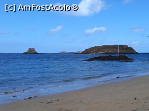[P25] <strong>La Plage de Bon Secours cu vedere la insulele Grand Be și Petit Be</strong> » foto by Mika
 - 
<span class="allrVoted glyphicon glyphicon-heart hidden" id="av1269225"></span>
<a class="m-l-10 hidden" id="sv1269225" onclick="voting_Foto_DelVot(,1269225,17928)" role="button">șterge vot <span class="glyphicon glyphicon-remove"></span></a>
<a id="v91269225" class=" c-red"  onclick="voting_Foto_SetVot(1269225)" role="button"><span class="glyphicon glyphicon-heart-empty"></span> <b>LIKE</b> = Votează poza</a> <img class="hidden"  id="f1269225W9" src="/imagini/loader.gif" border="0" /><span class="AjErrMes hidden" id="e1269225ErM"></span>