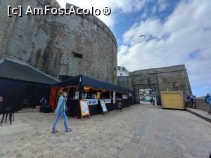 [P33] Pe lângă zidurile Castelului Saint-Malo » foto by Mika
 - 
<span class="allrVoted glyphicon glyphicon-heart hidden" id="av1269233"></span>
<a class="m-l-10 hidden" id="sv1269233" onclick="voting_Foto_DelVot(,1269233,17928)" role="button">șterge vot <span class="glyphicon glyphicon-remove"></span></a>
<a id="v91269233" class=" c-red"  onclick="voting_Foto_SetVot(1269233)" role="button"><span class="glyphicon glyphicon-heart-empty"></span> <b>LIKE</b> = Votează poza</a> <img class="hidden"  id="f1269233W9" src="/imagini/loader.gif" border="0" /><span class="AjErrMes hidden" id="e1269233ErM"></span>