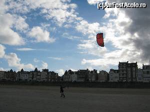[P26] Pe plaja din Saint Malo » foto by DarkAng3L
 - 
<span class="allrVoted glyphicon glyphicon-heart hidden" id="av588337"></span>
<a class="m-l-10 hidden" id="sv588337" onclick="voting_Foto_DelVot(,588337,17928)" role="button">șterge vot <span class="glyphicon glyphicon-remove"></span></a>
<a id="v9588337" class=" c-red"  onclick="voting_Foto_SetVot(588337)" role="button"><span class="glyphicon glyphicon-heart-empty"></span> <b>LIKE</b> = Votează poza</a> <img class="hidden"  id="f588337W9" src="/imagini/loader.gif" border="0" /><span class="AjErrMes hidden" id="e588337ErM"></span>