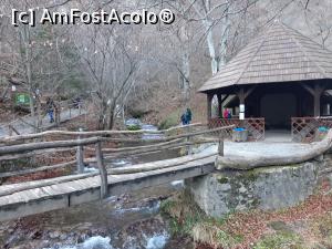 [P11] Foisorul de langa cascada » foto by micutzu
 - 
<span class="allrVoted glyphicon glyphicon-heart hidden" id="av1214529"></span>
<a class="m-l-10 hidden" id="sv1214529" onclick="voting_Foto_DelVot(,1214529,17936)" role="button">șterge vot <span class="glyphicon glyphicon-remove"></span></a>
<a id="v91214529" class=" c-red"  onclick="voting_Foto_SetVot(1214529)" role="button"><span class="glyphicon glyphicon-heart-empty"></span> <b>LIKE</b> = Votează poza</a> <img class="hidden"  id="f1214529W9" src="/imagini/loader.gif" border="0" /><span class="AjErrMes hidden" id="e1214529ErM"></span>