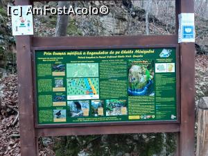 [P05] Tablou informare turistica. » foto by micutzu
 - 
<span class="allrVoted glyphicon glyphicon-heart hidden" id="av1214523"></span>
<a class="m-l-10 hidden" id="sv1214523" onclick="voting_Foto_DelVot(,1214523,17936)" role="button">șterge vot <span class="glyphicon glyphicon-remove"></span></a>
<a id="v91214523" class=" c-red"  onclick="voting_Foto_SetVot(1214523)" role="button"><span class="glyphicon glyphicon-heart-empty"></span> <b>LIKE</b> = Votează poza</a> <img class="hidden"  id="f1214523W9" src="/imagini/loader.gif" border="0" /><span class="AjErrMes hidden" id="e1214523ErM"></span>