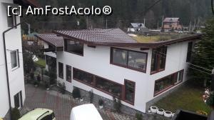 [P11] imagine de la balconul camerei noastre- restaurantul pensiunii » foto by silvia tudoran
 - 
<span class="allrVoted glyphicon glyphicon-heart hidden" id="av932404"></span>
<a class="m-l-10 hidden" id="sv932404" onclick="voting_Foto_DelVot(,932404,17966)" role="button">șterge vot <span class="glyphicon glyphicon-remove"></span></a>
<a id="v9932404" class=" c-red"  onclick="voting_Foto_SetVot(932404)" role="button"><span class="glyphicon glyphicon-heart-empty"></span> <b>LIKE</b> = Votează poza</a> <img class="hidden"  id="f932404W9" src="/imagini/loader.gif" border="0" /><span class="AjErrMes hidden" id="e932404ErM"></span>