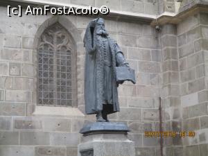 [P02] Statuia Lui Honterus, reformatorul bisericii.  » foto by elviramvio
 - 
<span class="allrVoted glyphicon glyphicon-heart hidden" id="av818763"></span>
<a class="m-l-10 hidden" id="sv818763" onclick="voting_Foto_DelVot(,818763,17993)" role="button">șterge vot <span class="glyphicon glyphicon-remove"></span></a>
<a id="v9818763" class=" c-red"  onclick="voting_Foto_SetVot(818763)" role="button"><span class="glyphicon glyphicon-heart-empty"></span> <b>LIKE</b> = Votează poza</a> <img class="hidden"  id="f818763W9" src="/imagini/loader.gif" border="0" /><span class="AjErrMes hidden" id="e818763ErM"></span>