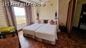 [P03] Salt Lick Safari Lodge » foto by robert
 - 
<span class="allrVoted glyphicon glyphicon-heart hidden" id="av1251949"></span>
<a class="m-l-10 hidden" id="sv1251949" onclick="voting_Foto_DelVot(,1251949,17996)" role="button">șterge vot <span class="glyphicon glyphicon-remove"></span></a>
<a id="v91251949" class=" c-red"  onclick="voting_Foto_SetVot(1251949)" role="button"><span class="glyphicon glyphicon-heart-empty"></span> <b>LIKE</b> = Votează poza</a> <img class="hidden"  id="f1251949W9" src="/imagini/loader.gif" border="0" /><span class="AjErrMes hidden" id="e1251949ErM"></span>