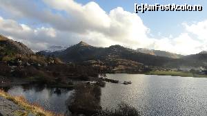 [P10] Insula Anglesey si Muntii Snowdonia de pe coasta britanica a Tarii Galilor » foto by zuftim
 - 
<span class="allrVoted glyphicon glyphicon-heart hidden" id="av591304"></span>
<a class="m-l-10 hidden" id="sv591304" onclick="voting_Foto_DelVot(,591304,17998)" role="button">șterge vot <span class="glyphicon glyphicon-remove"></span></a>
<a id="v9591304" class=" c-red"  onclick="voting_Foto_SetVot(591304)" role="button"><span class="glyphicon glyphicon-heart-empty"></span> <b>LIKE</b> = Votează poza</a> <img class="hidden"  id="f591304W9" src="/imagini/loader.gif" border="0" /><span class="AjErrMes hidden" id="e591304ErM"></span>