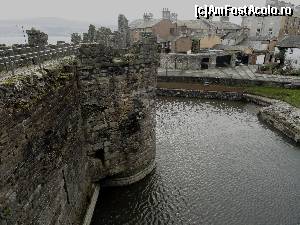 [P51] Vedere din Beaumaris Castle » foto by zuftim
 - 
<span class="allrVoted glyphicon glyphicon-heart hidden" id="av591345"></span>
<a class="m-l-10 hidden" id="sv591345" onclick="voting_Foto_DelVot(,591345,17998)" role="button">șterge vot <span class="glyphicon glyphicon-remove"></span></a>
<a id="v9591345" class=" c-red"  onclick="voting_Foto_SetVot(591345)" role="button"><span class="glyphicon glyphicon-heart-empty"></span> <b>LIKE</b> = Votează poza</a> <img class="hidden"  id="f591345W9" src="/imagini/loader.gif" border="0" /><span class="AjErrMes hidden" id="e591345ErM"></span>