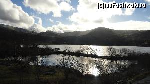 [P08] Insula Anglesey si Muntii Snowdonia de pe coasta britanica a Tarii Galilor » foto by zuftim
 - 
<span class="allrVoted glyphicon glyphicon-heart hidden" id="av591302"></span>
<a class="m-l-10 hidden" id="sv591302" onclick="voting_Foto_DelVot(,591302,17998)" role="button">șterge vot <span class="glyphicon glyphicon-remove"></span></a>
<a id="v9591302" class=" c-red"  onclick="voting_Foto_SetVot(591302)" role="button"><span class="glyphicon glyphicon-heart-empty"></span> <b>LIKE</b> = Votează poza</a> <img class="hidden"  id="f591302W9" src="/imagini/loader.gif" border="0" /><span class="AjErrMes hidden" id="e591302ErM"></span>