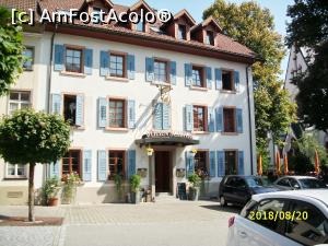 [P37] Alt hotel de pe strada principală.  » foto by puiutea
 - 
<span class="allrVoted glyphicon glyphicon-heart hidden" id="av1024423"></span>
<a class="m-l-10 hidden" id="sv1024423" onclick="voting_Foto_DelVot(,1024423,18008)" role="button">șterge vot <span class="glyphicon glyphicon-remove"></span></a>
<a id="v91024423" class=" c-red"  onclick="voting_Foto_SetVot(1024423)" role="button"><span class="glyphicon glyphicon-heart-empty"></span> <b>LIKE</b> = Votează poza</a> <img class="hidden"  id="f1024423W9" src="/imagini/loader.gif" border="0" /><span class="AjErrMes hidden" id="e1024423ErM"></span>