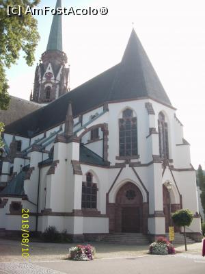 [P40] Biserica romano-catolică, de pe strada principală.  » foto by puiutea
 - 
<span class="allrVoted glyphicon glyphicon-heart hidden" id="av1024426"></span>
<a class="m-l-10 hidden" id="sv1024426" onclick="voting_Foto_DelVot(,1024426,18008)" role="button">șterge vot <span class="glyphicon glyphicon-remove"></span></a>
<a id="v91024426" class=" c-red"  onclick="voting_Foto_SetVot(1024426)" role="button"><span class="glyphicon glyphicon-heart-empty"></span> <b>LIKE</b> = Votează poza</a> <img class="hidden"  id="f1024426W9" src="/imagini/loader.gif" border="0" /><span class="AjErrMes hidden" id="e1024426ErM"></span>