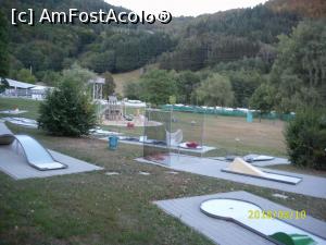 [P44] Teren de minigolf, aflat în incinta ștrandului » foto by puiutea
 - 
<span class="allrVoted glyphicon glyphicon-heart hidden" id="av1024430"></span>
<a class="m-l-10 hidden" id="sv1024430" onclick="voting_Foto_DelVot(,1024430,18008)" role="button">șterge vot <span class="glyphicon glyphicon-remove"></span></a>
<a id="v91024430" class=" c-red"  onclick="voting_Foto_SetVot(1024430)" role="button"><span class="glyphicon glyphicon-heart-empty"></span> <b>LIKE</b> = Votează poza</a> <img class="hidden"  id="f1024430W9" src="/imagini/loader.gif" border="0" /><span class="AjErrMes hidden" id="e1024430ErM"></span>
