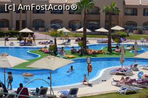 [P02] piscina incalzita » foto by gabiwilhelm
 - 
<span class="allrVoted glyphicon glyphicon-heart hidden" id="av1223398"></span>
<a class="m-l-10 hidden" id="sv1223398" onclick="voting_Foto_DelVot(,1223398,18012)" role="button">șterge vot <span class="glyphicon glyphicon-remove"></span></a>
<a id="v91223398" class=" c-red"  onclick="voting_Foto_SetVot(1223398)" role="button"><span class="glyphicon glyphicon-heart-empty"></span> <b>LIKE</b> = Votează poza</a> <img class="hidden"  id="f1223398W9" src="/imagini/loader.gif" border="0" /><span class="AjErrMes hidden" id="e1223398ErM"></span>