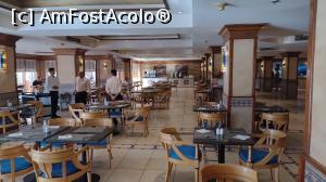 [P20] Salonul mare al Restaurantului Palm”s Brasserie. » foto by ovidiuyepi
 - 
<span class="allrVoted glyphicon glyphicon-heart hidden" id="av1358155"></span>
<a class="m-l-10 hidden" id="sv1358155" onclick="voting_Foto_DelVot(,1358155,18013)" role="button">șterge vot <span class="glyphicon glyphicon-remove"></span></a>
<a id="v91358155" class=" c-red"  onclick="voting_Foto_SetVot(1358155)" role="button"><span class="glyphicon glyphicon-heart-empty"></span> <b>LIKE</b> = Votează poza</a> <img class="hidden"  id="f1358155W9" src="/imagini/loader.gif" border="0" /><span class="AjErrMes hidden" id="e1358155ErM"></span>