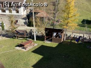 [P22] Casa Sânziana - curtea » foto by nicole33
 - 
<span class="allrVoted glyphicon glyphicon-heart hidden" id="av1329175"></span>
<a class="m-l-10 hidden" id="sv1329175" onclick="voting_Foto_DelVot(,1329175,18022)" role="button">șterge vot <span class="glyphicon glyphicon-remove"></span></a>
<a id="v91329175" class=" c-red"  onclick="voting_Foto_SetVot(1329175)" role="button"><span class="glyphicon glyphicon-heart-empty"></span> <b>LIKE</b> = Votează poza</a> <img class="hidden"  id="f1329175W9" src="/imagini/loader.gif" border="0" /><span class="AjErrMes hidden" id="e1329175ErM"></span>