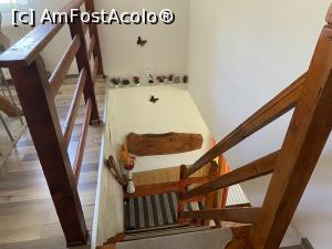 [P23] Casa Sânziana - scara văzută de la etaj » foto by nicole33
 - 
<span class="allrVoted glyphicon glyphicon-heart hidden" id="av1329176"></span>
<a class="m-l-10 hidden" id="sv1329176" onclick="voting_Foto_DelVot(,1329176,18022)" role="button">șterge vot <span class="glyphicon glyphicon-remove"></span></a>
<a id="v91329176" class=" c-red"  onclick="voting_Foto_SetVot(1329176)" role="button"><span class="glyphicon glyphicon-heart-empty"></span> <b>LIKE</b> = Votează poza</a> <img class="hidden"  id="f1329176W9" src="/imagini/loader.gif" border="0" /><span class="AjErrMes hidden" id="e1329176ErM"></span>