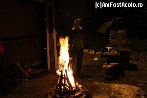 [P09] Micul foc de tabara. In spate se vede gratarul de piatra » foto by stefoctav
 - 
<span class="allrVoted glyphicon glyphicon-heart hidden" id="av592274"></span>
<a class="m-l-10 hidden" id="sv592274" onclick="voting_Foto_DelVot(,592274,18022)" role="button">șterge vot <span class="glyphicon glyphicon-remove"></span></a>
<a id="v9592274" class=" c-red"  onclick="voting_Foto_SetVot(592274)" role="button"><span class="glyphicon glyphicon-heart-empty"></span> <b>LIKE</b> = Votează poza</a> <img class="hidden"  id="f592274W9" src="/imagini/loader.gif" border="0" /><span class="AjErrMes hidden" id="e592274ErM"></span>