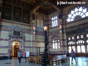 [P02] Am intrat in ,,catedrala '' garii, admirand arhitectura si plafonul... zeii calatoriei sunt prezenti » foto by mireille
 - 
<span class="allrVoted glyphicon glyphicon-heart hidden" id="av592740"></span>
<a class="m-l-10 hidden" id="sv592740" onclick="voting_Foto_DelVot(,592740,18035)" role="button">șterge vot <span class="glyphicon glyphicon-remove"></span></a>
<a id="v9592740" class=" c-red"  onclick="voting_Foto_SetVot(592740)" role="button"><span class="glyphicon glyphicon-heart-empty"></span> <b>LIKE</b> = Votează poza</a> <img class="hidden"  id="f592740W9" src="/imagini/loader.gif" border="0" /><span class="AjErrMes hidden" id="e592740ErM"></span>