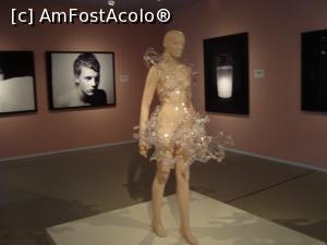 [P12] E la moda rochia cu fibre de sticla » foto by mireille
 - 
<span class="allrVoted glyphicon glyphicon-heart hidden" id="av713907"></span>
<a class="m-l-10 hidden" id="sv713907" onclick="voting_Foto_DelVot(,713907,18035)" role="button">șterge vot <span class="glyphicon glyphicon-remove"></span></a>
<a id="v9713907" class=" c-red"  onclick="voting_Foto_SetVot(713907)" role="button"><span class="glyphicon glyphicon-heart-empty"></span> <b>LIKE</b> = Votează poza</a> <img class="hidden"  id="f713907W9" src="/imagini/loader.gif" border="0" /><span class="AjErrMes hidden" id="e713907ErM"></span>