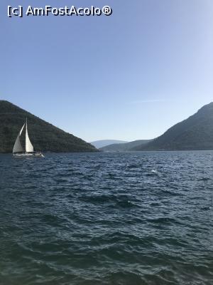[P19] Vedere de pe faleza Perast » foto by krisstinna
 - 
<span class="allrVoted glyphicon glyphicon-heart hidden" id="av1103497"></span>
<a class="m-l-10 hidden" id="sv1103497" onclick="voting_Foto_DelVot(,1103497,18064)" role="button">șterge vot <span class="glyphicon glyphicon-remove"></span></a>
<a id="v91103497" class=" c-red"  onclick="voting_Foto_SetVot(1103497)" role="button"><span class="glyphicon glyphicon-heart-empty"></span> <b>LIKE</b> = Votează poza</a> <img class="hidden"  id="f1103497W9" src="/imagini/loader.gif" border="0" /><span class="AjErrMes hidden" id="e1103497ErM"></span>