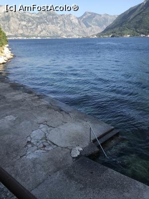 [P51] Trepte de pe plaja Perast » foto by krisstinna
 - 
<span class="allrVoted glyphicon glyphicon-heart hidden" id="av1103532"></span>
<a class="m-l-10 hidden" id="sv1103532" onclick="voting_Foto_DelVot(,1103532,18064)" role="button">șterge vot <span class="glyphicon glyphicon-remove"></span></a>
<a id="v91103532" class=" c-red"  onclick="voting_Foto_SetVot(1103532)" role="button"><span class="glyphicon glyphicon-heart-empty"></span> <b>LIKE</b> = Votează poza</a> <img class="hidden"  id="f1103532W9" src="/imagini/loader.gif" border="0" /><span class="AjErrMes hidden" id="e1103532ErM"></span>