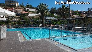 [P06] Piscina de la Bali Star pe timpul zilei » foto by Andox
 - 
<span class="allrVoted glyphicon glyphicon-heart hidden" id="av624117"></span>
<a class="m-l-10 hidden" id="sv624117" onclick="voting_Foto_DelVot(,624117,18072)" role="button">șterge vot <span class="glyphicon glyphicon-remove"></span></a>
<a id="v9624117" class=" c-red"  onclick="voting_Foto_SetVot(624117)" role="button"><span class="glyphicon glyphicon-heart-empty"></span> <b>LIKE</b> = Votează poza</a> <img class="hidden"  id="f624117W9" src="/imagini/loader.gif" border="0" /><span class="AjErrMes hidden" id="e624117ErM"></span>