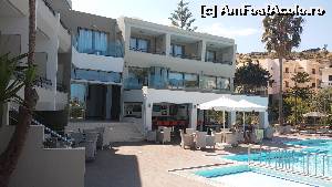 [P08] Bali Star- barul si camerele care au vedere la piscina si la mare » foto by Andox
 - 
<span class="allrVoted glyphicon glyphicon-heart hidden" id="av624120"></span>
<a class="m-l-10 hidden" id="sv624120" onclick="voting_Foto_DelVot(,624120,18072)" role="button">șterge vot <span class="glyphicon glyphicon-remove"></span></a>
<a id="v9624120" class=" c-red"  onclick="voting_Foto_SetVot(624120)" role="button"><span class="glyphicon glyphicon-heart-empty"></span> <b>LIKE</b> = Votează poza</a> <img class="hidden"  id="f624120W9" src="/imagini/loader.gif" border="0" /><span class="AjErrMes hidden" id="e624120ErM"></span>