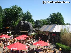 [P43] Zona de horeca de langa King Kong...  » foto by Larissa
 - 
<span class="allrVoted glyphicon glyphicon-heart hidden" id="av593837"></span>
<a class="m-l-10 hidden" id="sv593837" onclick="voting_Foto_DelVot(,593837,18073)" role="button">șterge vot <span class="glyphicon glyphicon-remove"></span></a>
<a id="v9593837" class=" c-red"  onclick="voting_Foto_SetVot(593837)" role="button"><span class="glyphicon glyphicon-heart-empty"></span> <b>LIKE</b> = Votează poza</a> <img class="hidden"  id="f593837W9" src="/imagini/loader.gif" border="0" /><span class="AjErrMes hidden" id="e593837ErM"></span>